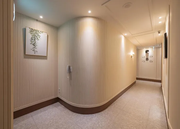 Nampo Button Hotel