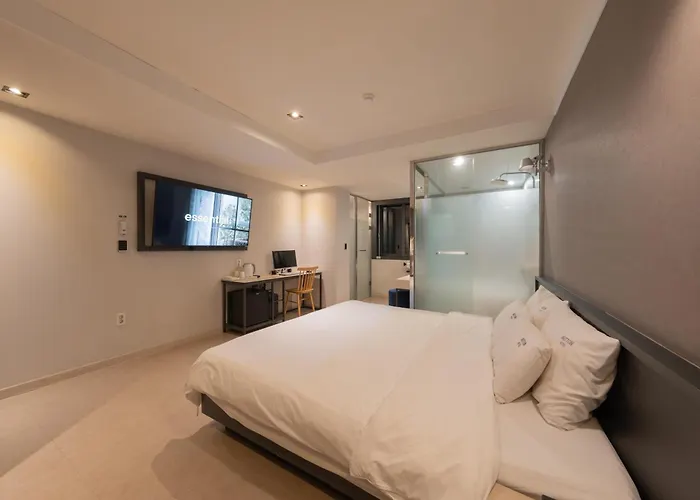 Nampo Button Hotel *
