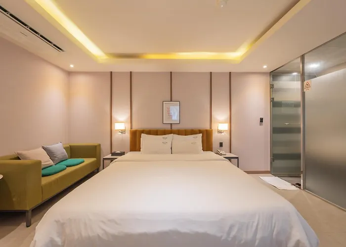 Nampo Button Hotel